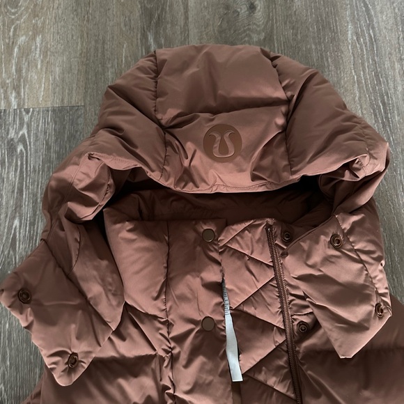 NWT Lululemon size 4 Wunder puff cropped vest - Picture 2 of 7